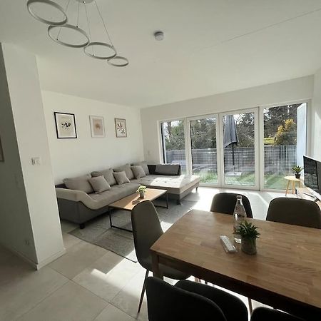 3 Zw 95 M2 Neubau Kostenlos Parkplatz Im Hof คิทซิงเงน ภายนอก รูปภาพ
